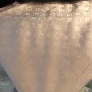 Lv shawl